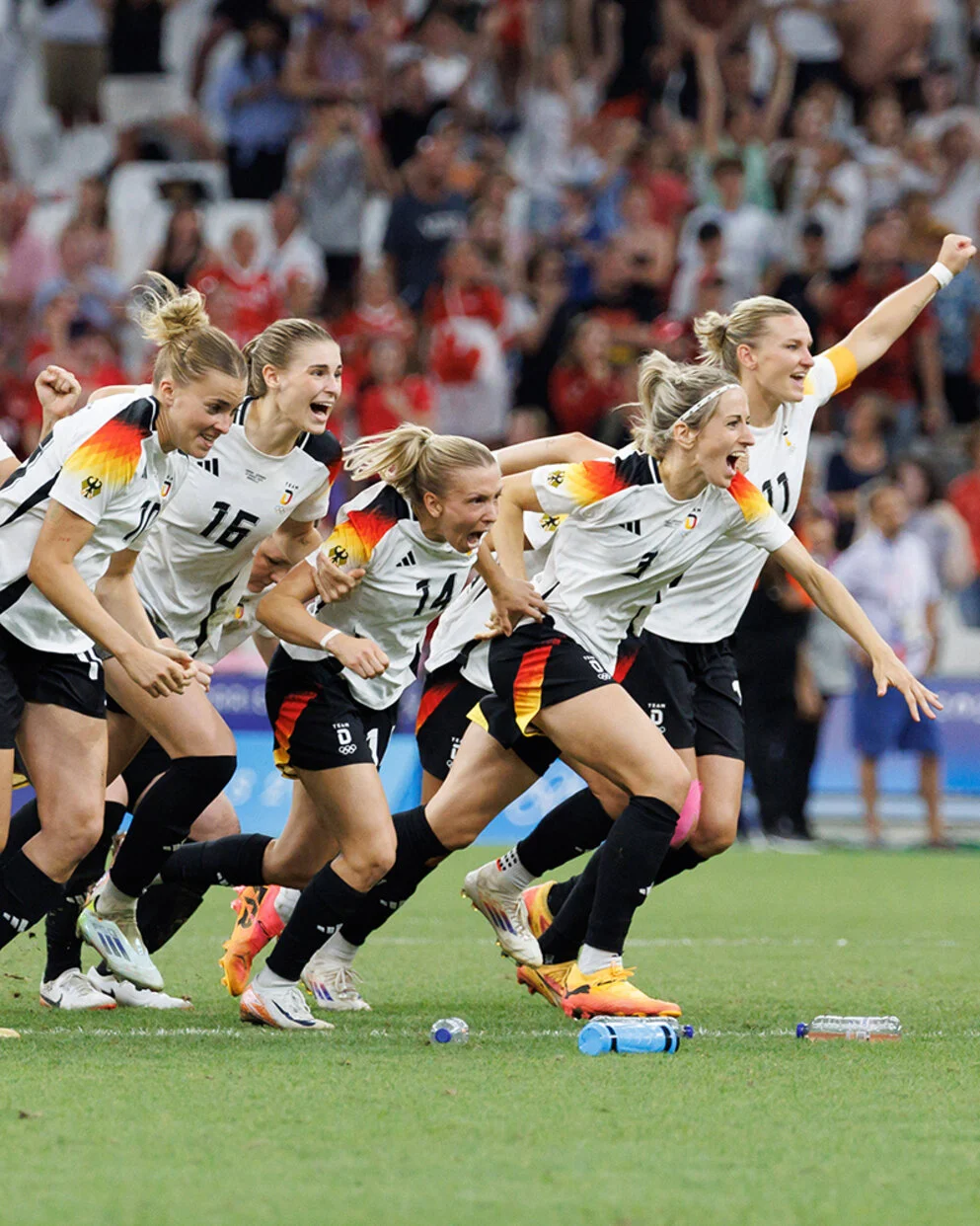 疑引发了球 疑引发了球